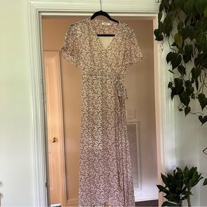 Beautiful Mod Ref Wrap Dress